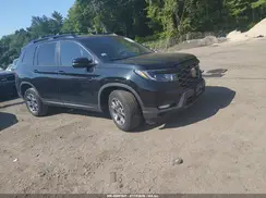 5FNYF8H68PB027015 2023 HONDA PASSPORT