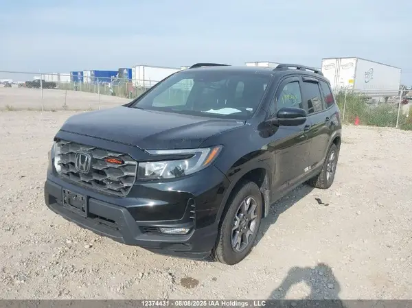 5FNYF8H69NB501499 2022 HONDA PASSPORT - Image 2