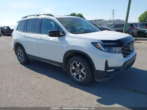 5FNYF8H69PB502249 2023 HONDA PASSPORT - Image 1