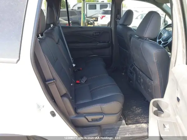 5FNYF8H69PB502249 2023 HONDA PASSPORT - Image 8