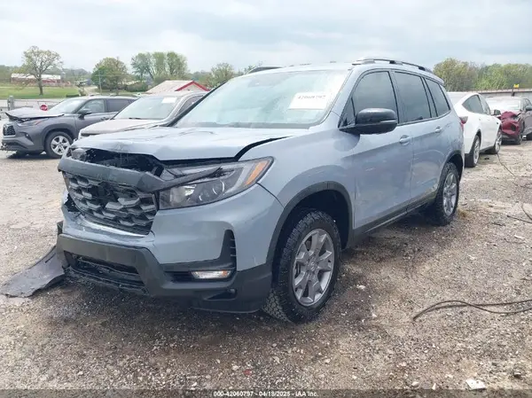 5FNYF8H69SB012063 2025 HONDA PASSPORT - Image 2