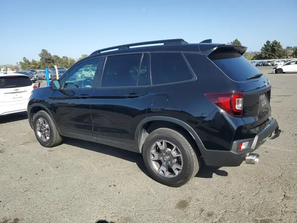 5FNYF8H6XNB003764 2022 HONDA PASSPORT - Image 2