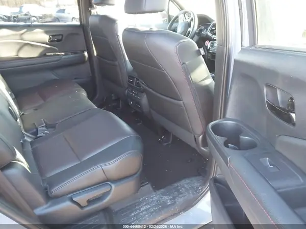 5FNYF8H80SB003205 2025 HONDA PASSPORT - Image 8