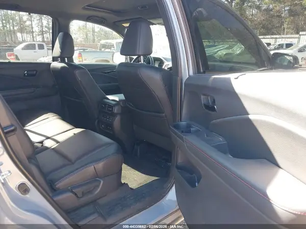 5FNYF8H80SB006587 2025 HONDA PASSPORT - Image 8