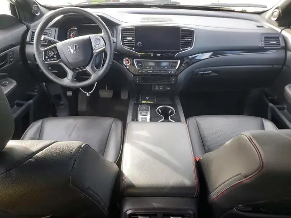 5FNYF8H81RB013770 2024 HONDA PASSPORT - Image 8