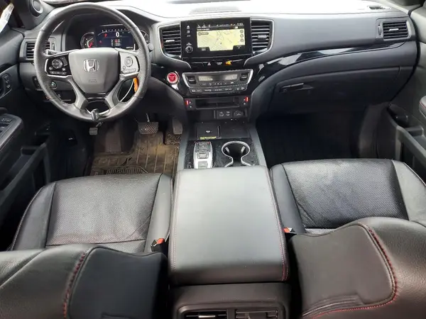 5FNYF8H81RB015762 2024 HONDA PASSPORT - Image 8