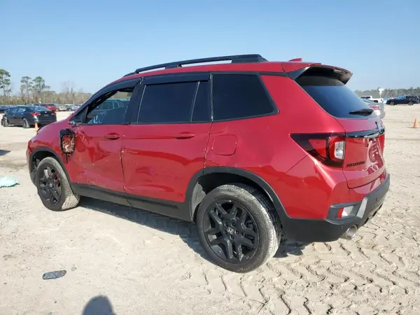 5FNYF8H84RB001631 2024 HONDA PASSPORT - Image 2