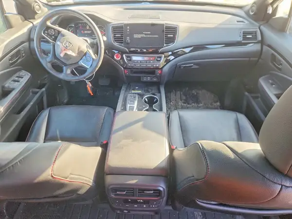 5FNYF8H84RB020275 2024 HONDA PASSPORT - Image 8