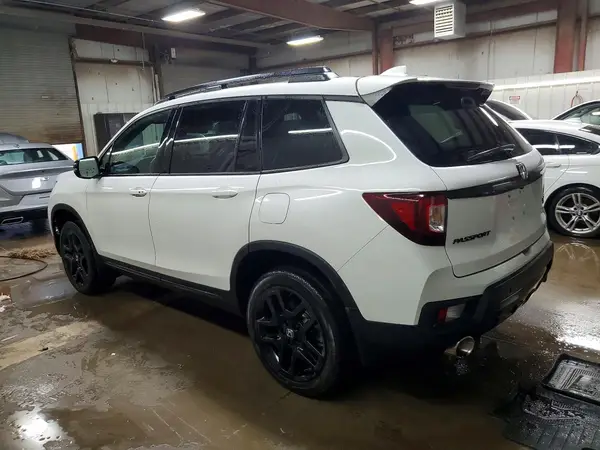 5FNYF8H84SB011663 2025 HONDA PASSPORT - Image 2