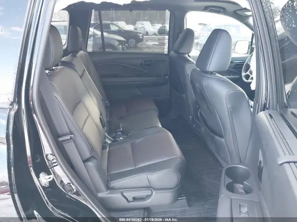 5FNYF8H84SB013901 2025 HONDA PASSPORT - Image 8