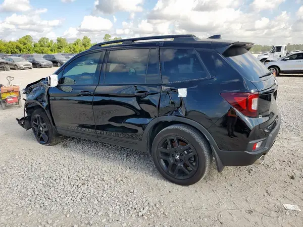 5FNYF8H86RB002604 2024 HONDA PASSPORT - Image 2