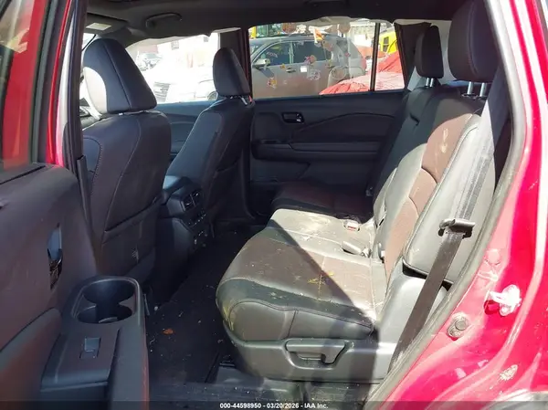 5FNYF8H86RB018219 2024 HONDA PASSPORT - Image 8