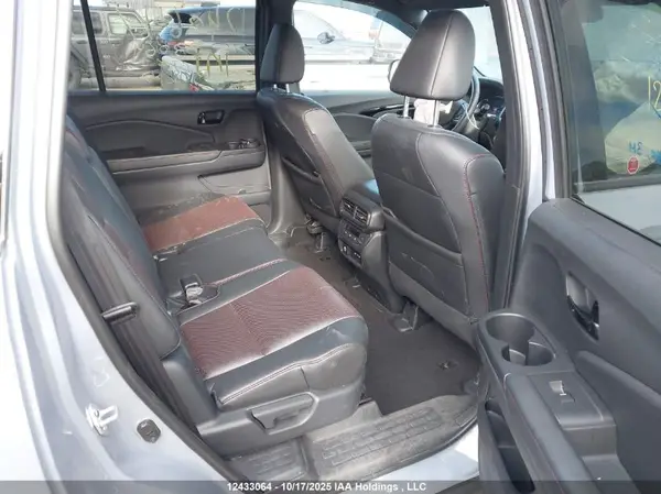 5FNYF8H86RB500446 2024 HONDA PASSPORT - Image 8