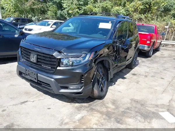 5FNYF8H87SB009860 2025 HONDA PASSPORT - Image 2