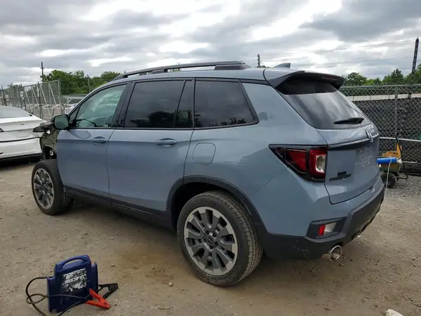 5FNYF8H88RB005326 2024 HONDA PASSPORT - Image 2