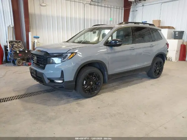 5FNYF8H88RB021820 2024 HONDA PASSPORT - Image 2