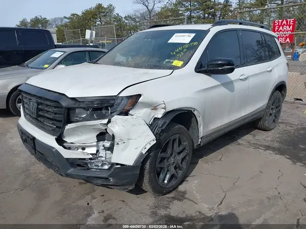 5FNYF8H89RB000376 2024 HONDA PASSPORT - Image 2