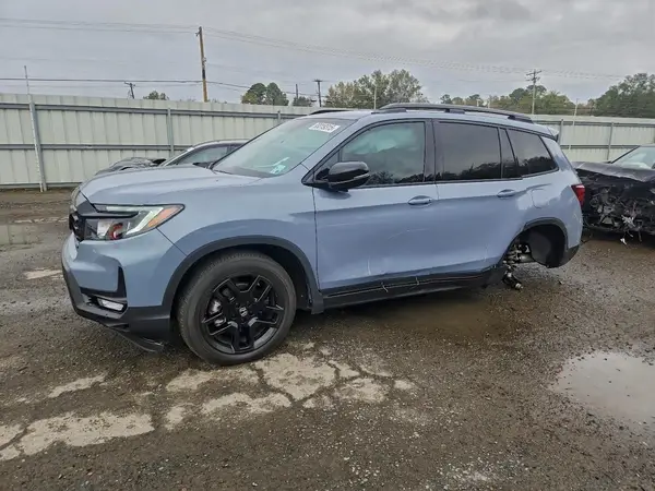 5FNYF8H89RB021812 2024 HONDA PASSPORT - Image 1
