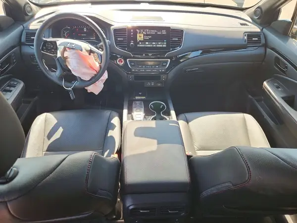 5FNYF8H89SB014168 2025 HONDA PASSPORT - Image 8