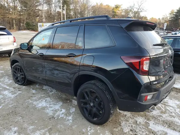 5FNYF8H8XSB005575 2025 HONDA PASSPORT - Image 2