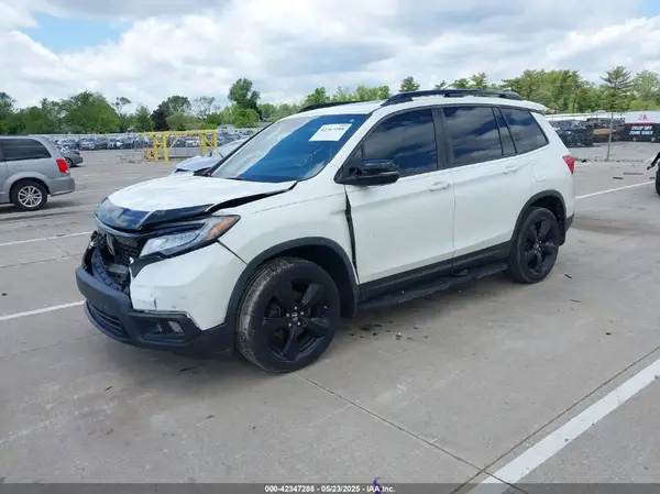 5FNYF8H90KB002211 2019 HONDA PASSPORT - Image 2