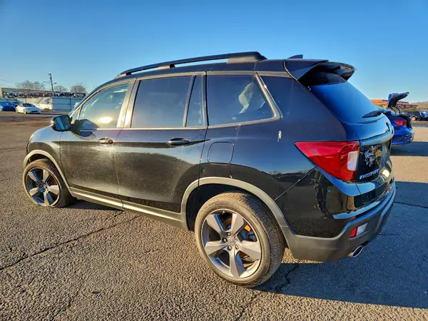 5FNYF8H90KB005206 2019 HONDA PASSPORT - Image 2