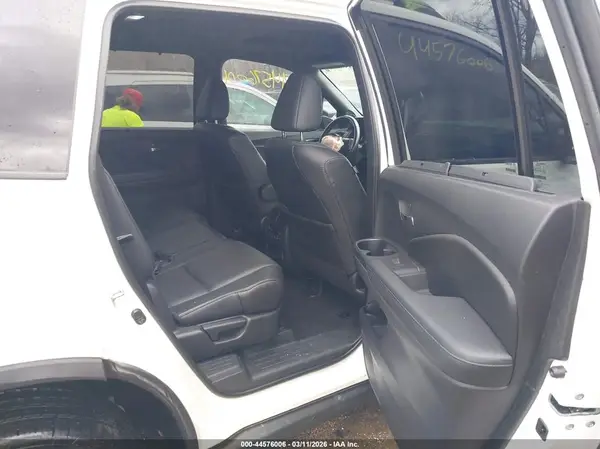 5FNYF8H91KB002038 2019 HONDA PASSPORT - Image 8