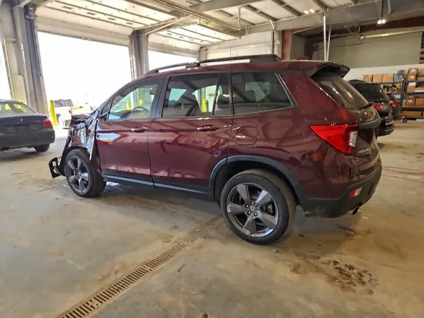5FNYF8H91KB005618 2019 HONDA PASSPORT - Image 2