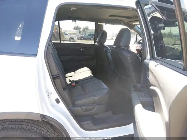 5FNYF8H91LB011386 2020 HONDA PASSPORT - Image 8