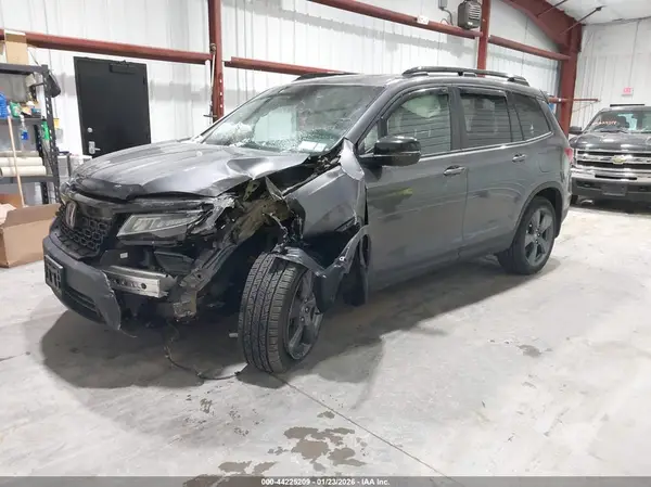 5FNYF8H91MB010689 2021 HONDA PASSPORT - Image 2