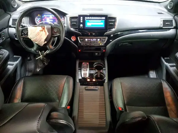 5FNYF8H92KB000525 2019 HONDA PASSPORT - Image 8