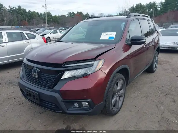 5FNYF8H92KB008107 2019 HONDA PASSPORT - Image 2
