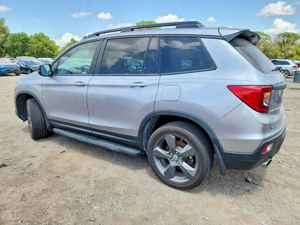 5FNYF8H93KB006222 2019 HONDA PASSPORT - Image 2