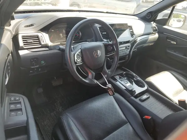 5FNYF8H93KB007922 2019 HONDA PASSPORT - Image 8