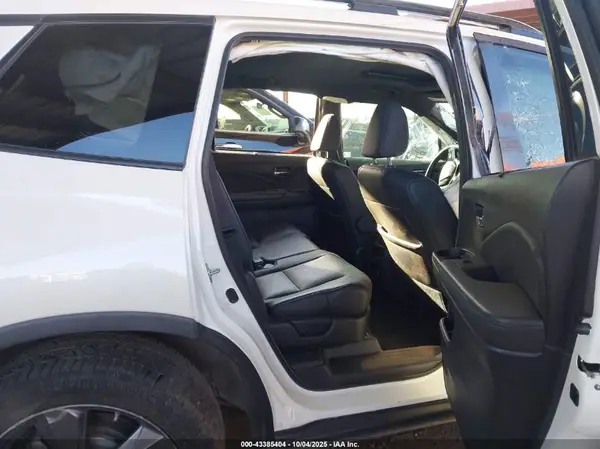 5FNYF8H93KB015485 2019 HONDA PASSPORT - Image 8