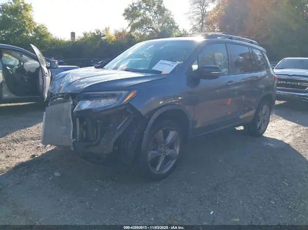 5FNYF8H93KB022159 2019 HONDA PASSPORT - Image 2