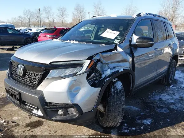 5FNYF8H93MB012184 2021 HONDA PASSPORT - Image 2
