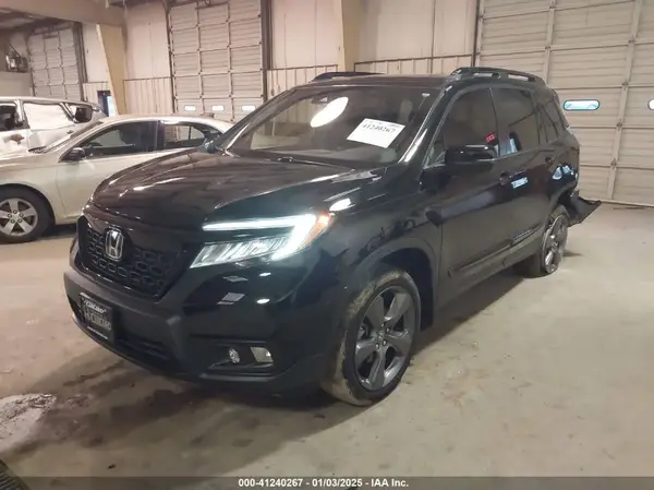 5FNYF8H93MB019555 2021 HONDA PASSPORT - Image 2