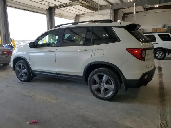 5FNYF8H94KB000641 2019 HONDA PASSPORT - Image 2