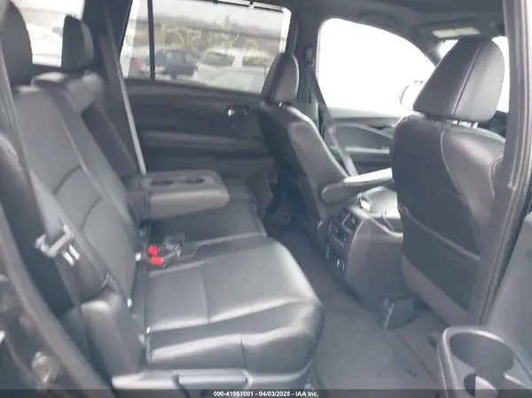 5FNYF8H94KB004026 2019 HONDA PASSPORT - Image 8