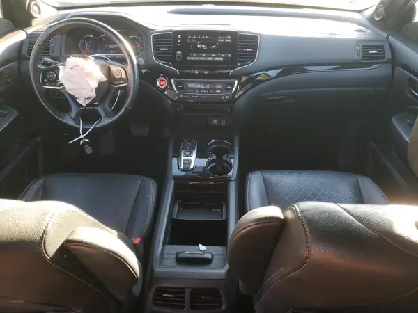 5FNYF8H94KB018623 2019 HONDA PASSPORT - Image 8