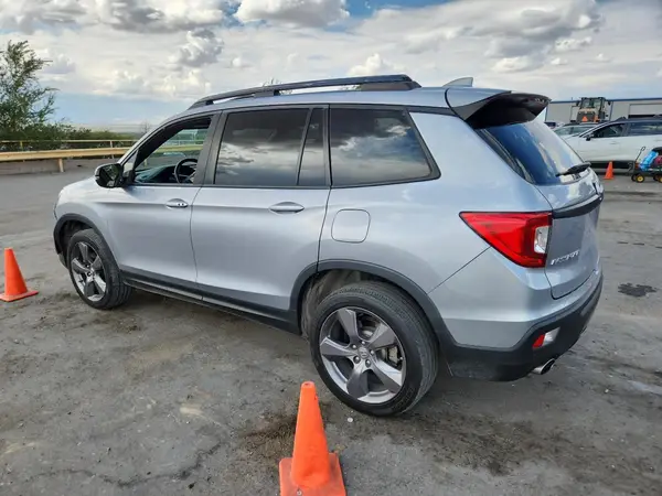 5FNYF8H94LB004061 2020 HONDA PASSPORT - Image 2