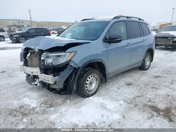 5FNYF8H94PB500435 2023 HONDA PASSPORT - Image 2