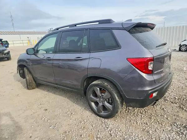 5FNYF8H95LB020785 2020 HONDA PASSPORT - Image 2