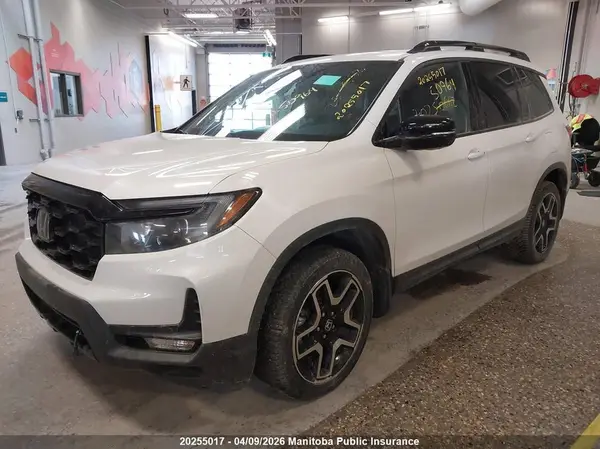 5FNYF8H95PB500735 2023 HONDA PASSPORT - Image 2