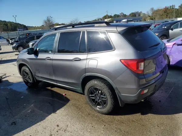 5FNYF8H97KB013688 2019 HONDA PASSPORT - Image 2