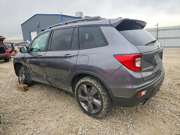 5FNYF8H97LB011909 2020 HONDA PASSPORT - Image 2