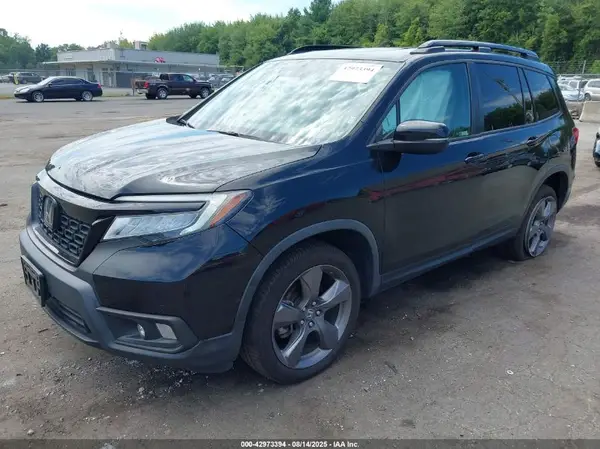5FNYF8H98KB002649 2019 HONDA PASSPORT - Image 2