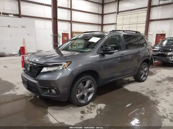 5FNYF8H98KB007933 2019 HONDA PASSPORT - Image 2