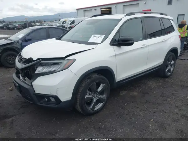 5FNYF8H98KB008970 2019 HONDA PASSPORT - Image 2